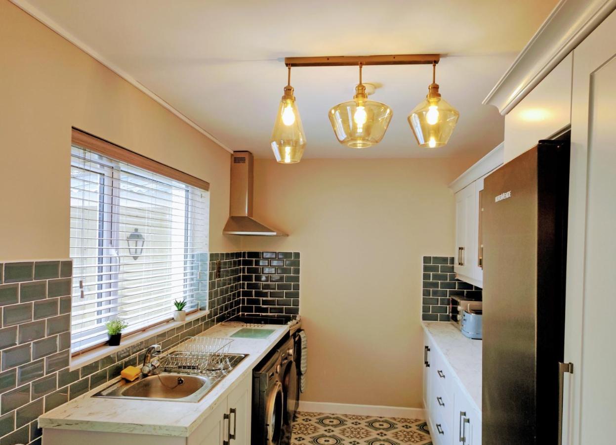 Tralee Townhouse Holiday Home By Trident Holiday Homes Bagian luar foto
