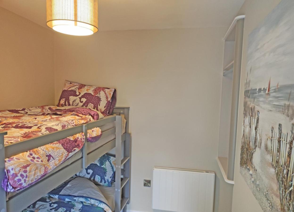 Tralee Townhouse Holiday Home By Trident Holiday Homes Bagian luar foto